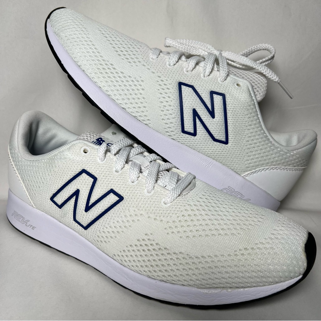 New Balance 420